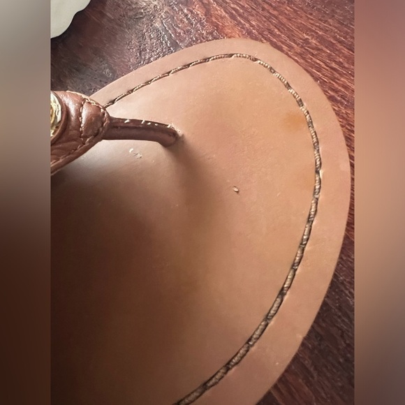 COPY - Coach Shelley flip flops - Picture 5 of 11